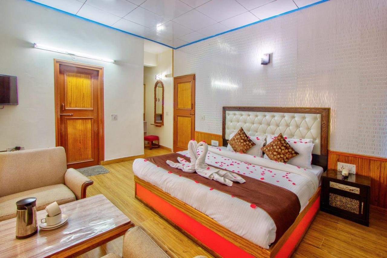 Hotel Royal Manali Екстер'єр фото