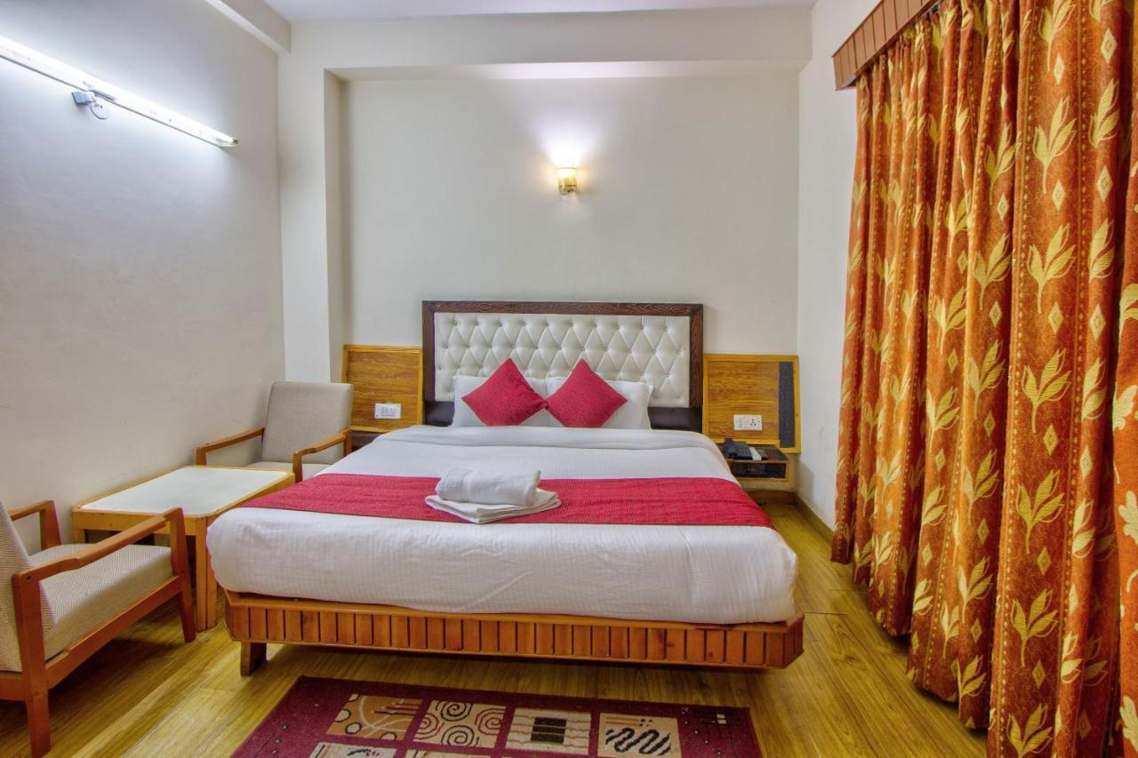 Hotel Royal Manali Екстер'єр фото