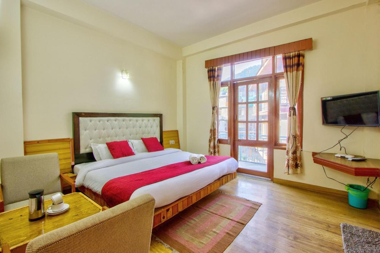 Hotel Royal Manali Екстер'єр фото