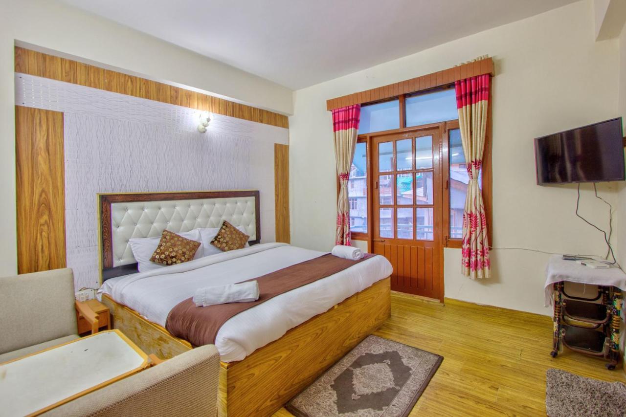 Hotel Royal Manali Екстер'єр фото